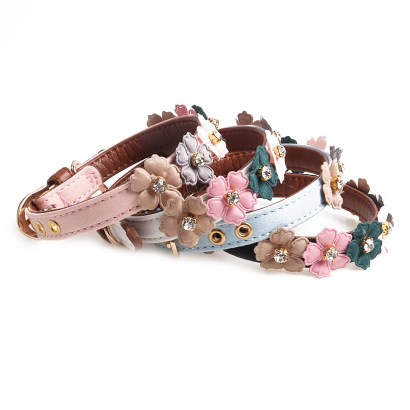 Pet Dog Flower Collar With Rhinestones