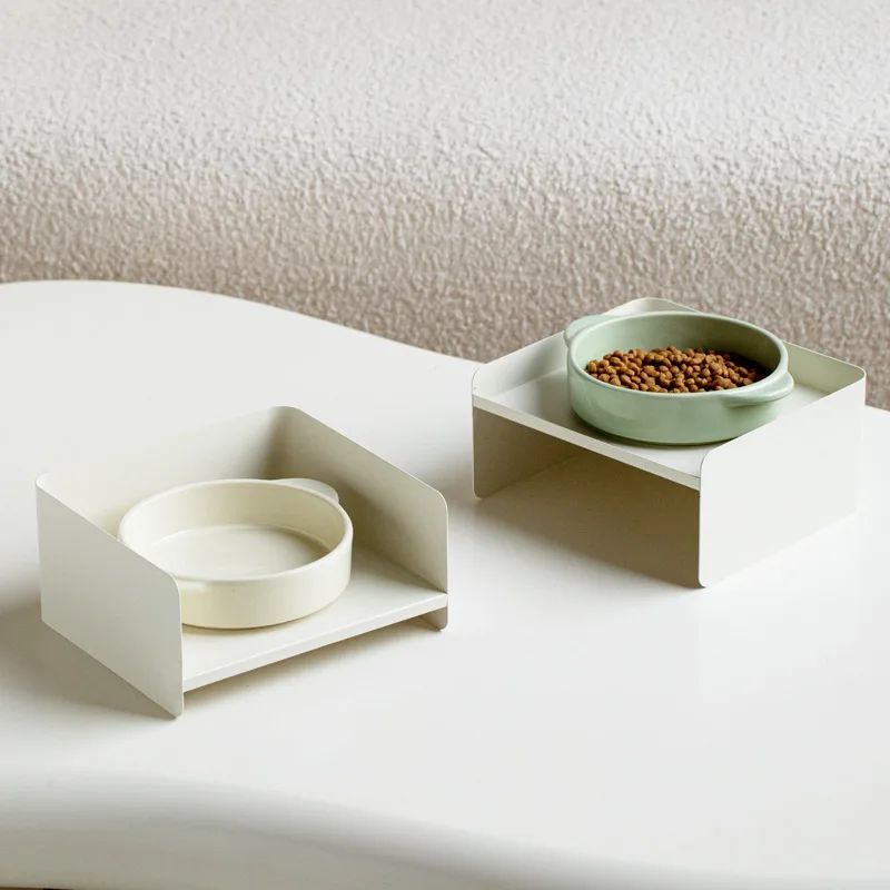 The Pet Bowl Is Made Of Metal, With A Ceramic Base And High Legs To Protect The Cat's Cervical Spine. It Can Be Used As A Dog Bowl Or Cat Bowl, And