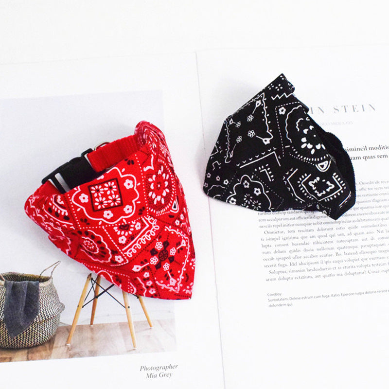 Pet Saliva Towel Retractable Triangle Scarf Collar Printed Triangle Saliva Towel Pet Supplies