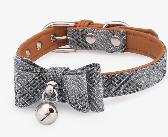 Diagonal Striped Cat Bell Collar