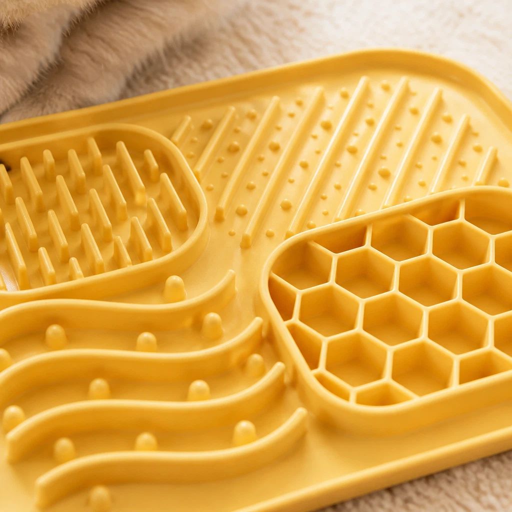 Silicone Pet Licking Mat, 4 Zones Slow Feeder Mat With Strong Suction Cups For Dogs & Cats, Anxiety Relief Lick Pad For Bathing, Grooming & Feeding