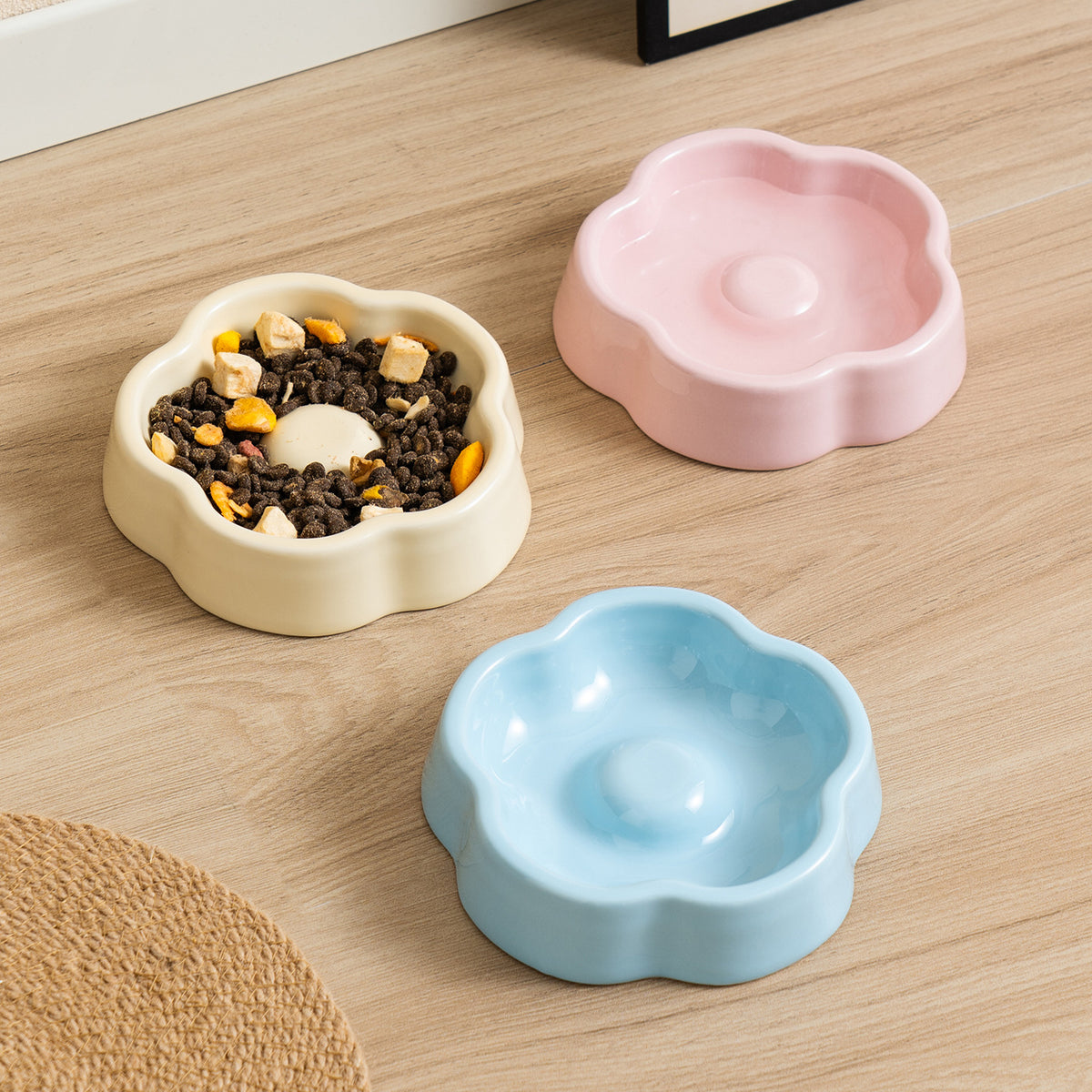 Macaron-colored Bud-shaped Ceramic Pet Bowl