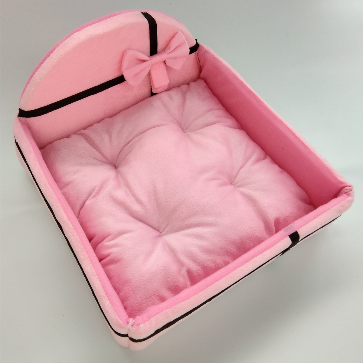 Small and medium-sized dog pet nest