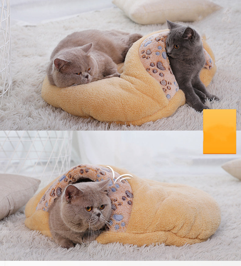 Cat sleeping bag for all seasons