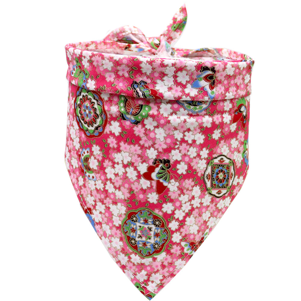 The New Hefeng Pet Triangle Towel Is Made Of Cotton
