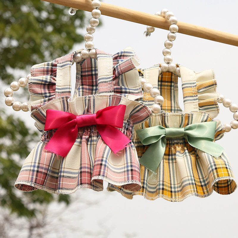 Small And Medium-sized Clothes Walking The Dog Princess