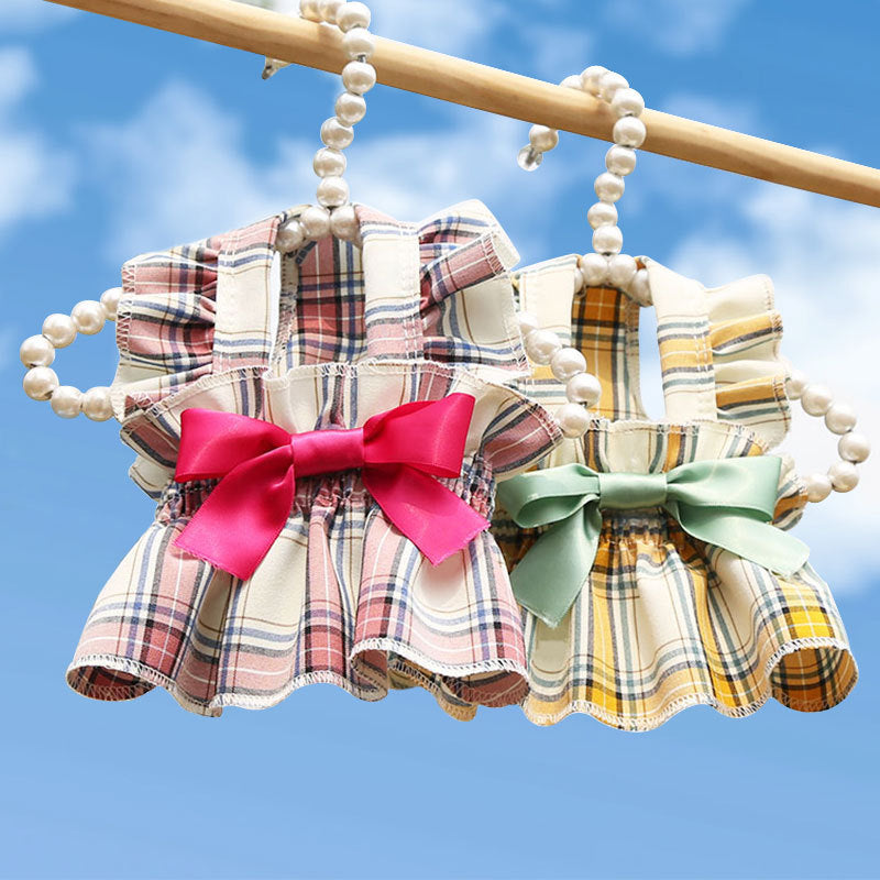 Small And Medium-sized Clothes Walking The Dog Princess