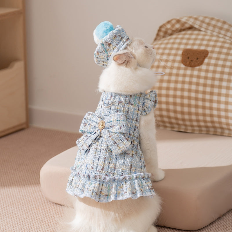 In Winter, Add A Plush Bow And A Chanel-style Dress To Make A Warm Two-legged Dog Pet Outfit For Your Kitten In Autumn And Winter
