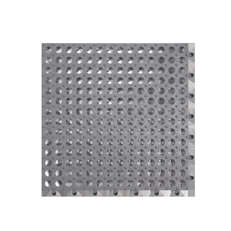 Pet Foot Pad With A Mesh Design To Prevent Paws From Getting Stuck
