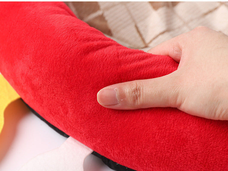 Small Dogs And Easy To Clean Mats In All Seasons
