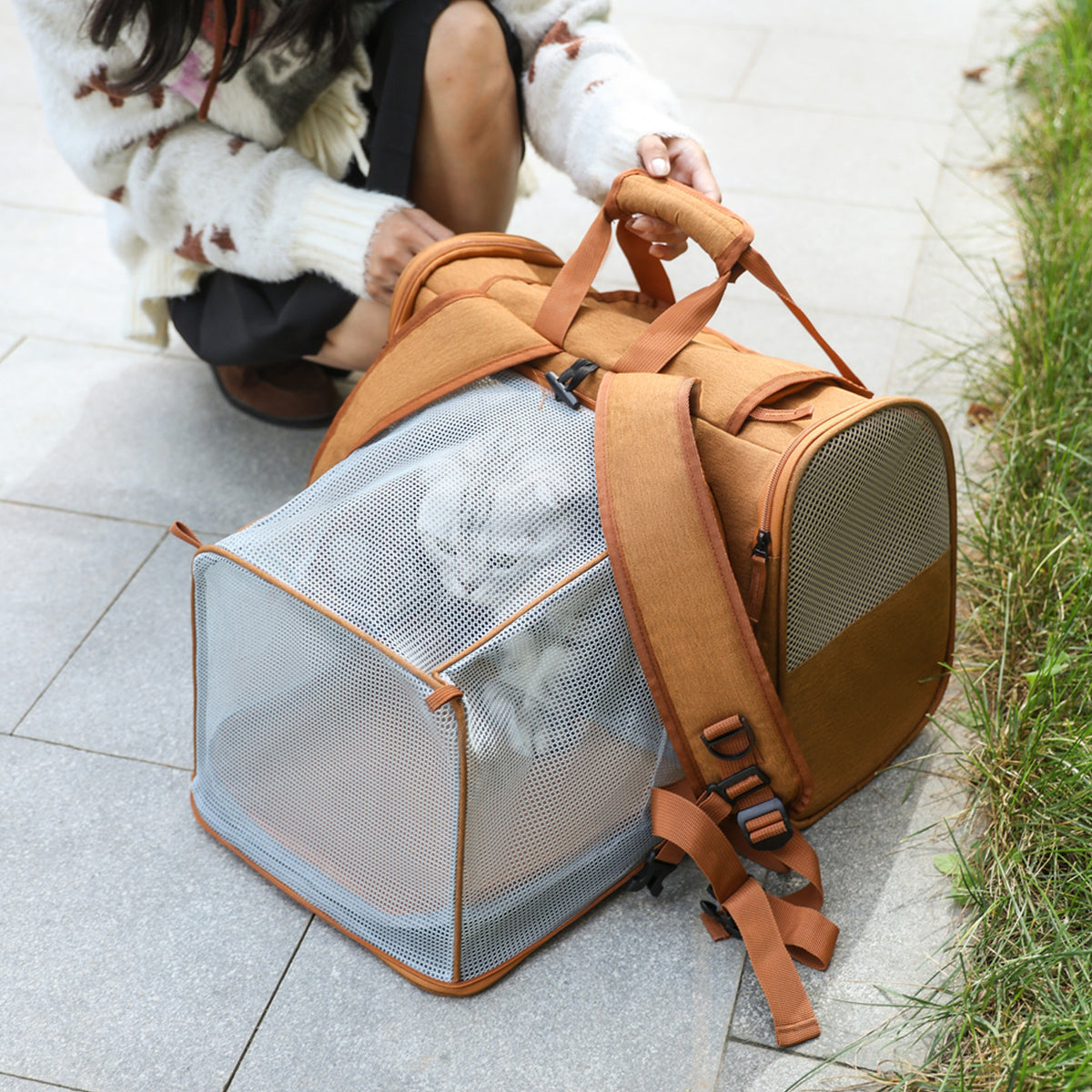 Expandable Breathable Portable Outdoor Cat Backpack With Large Capacity