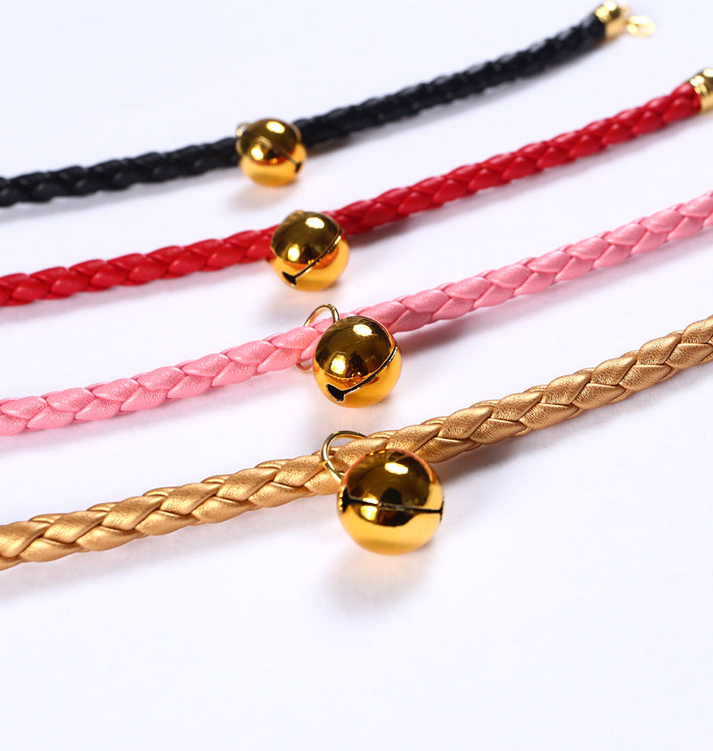 Preparation of PU leather adjustable pet bell