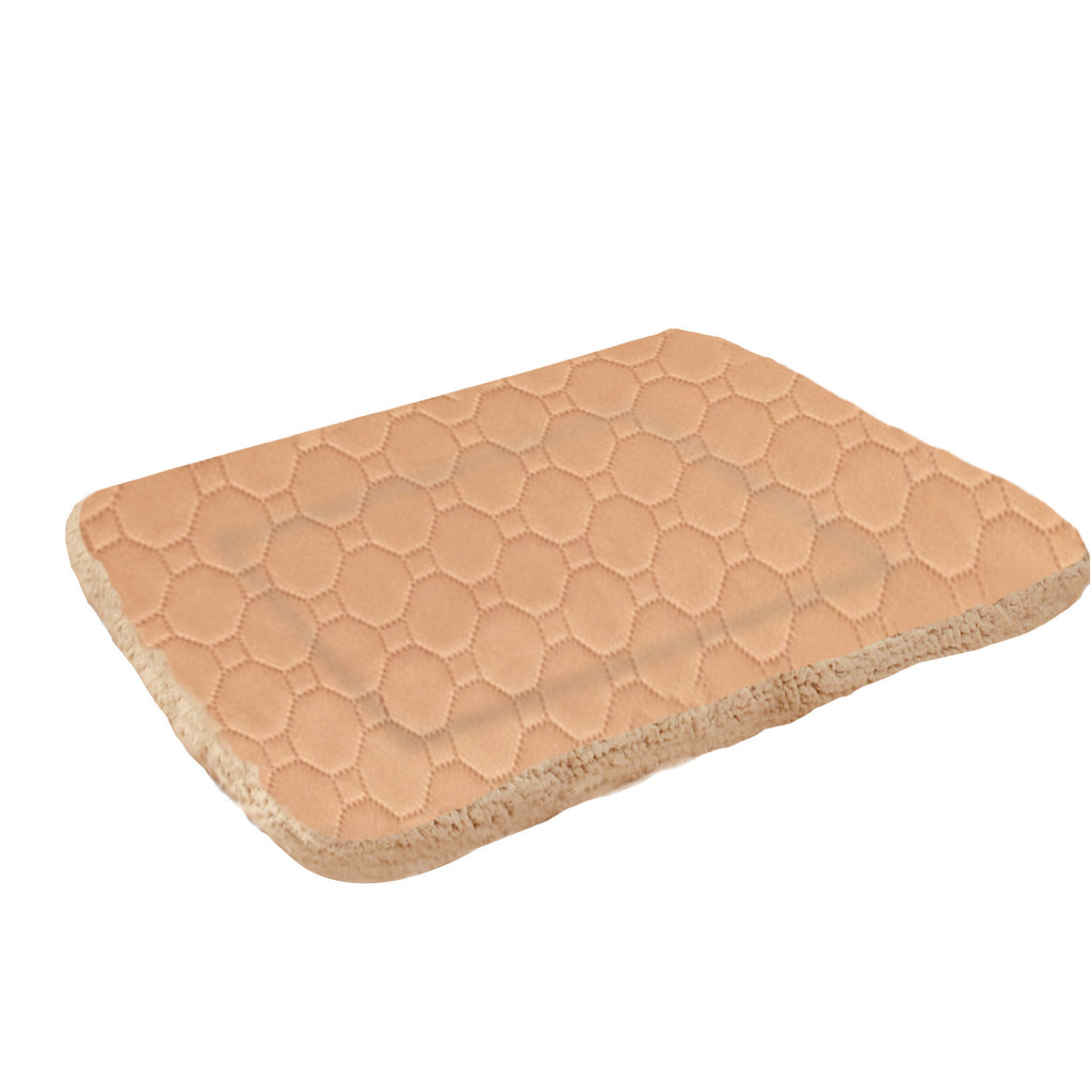 Three Layers Of Pet Mats That Quickly Absorb Sweat And Keep Warm