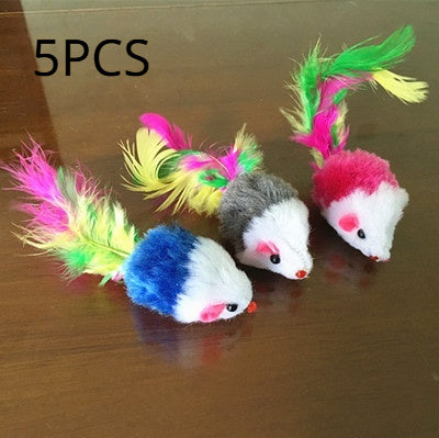 Colored feather tail mouse toy