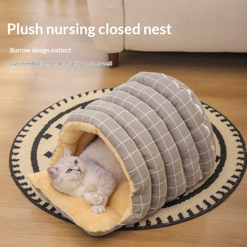Thickened Insulated Pet Bed With A Closed Design And A Handy Handle